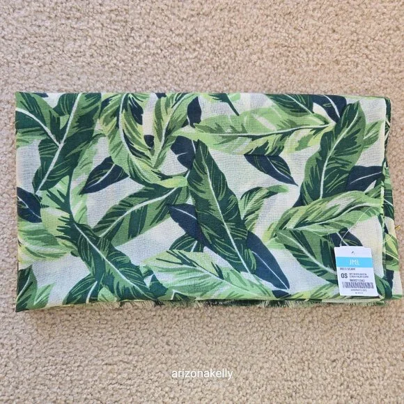 NWT J. McLaughlin Wool Scarf Lightweight Reed Scarf Tropical Palm Leaves - Picture 9 of 9